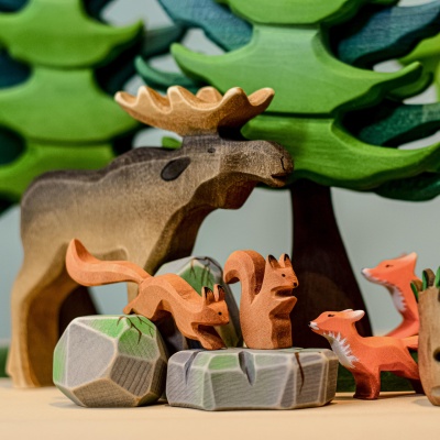Interactive Moose Male Toy for Discovering Forest Life