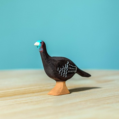 Eco-friendly Turkey Hen figurine with artisanal details