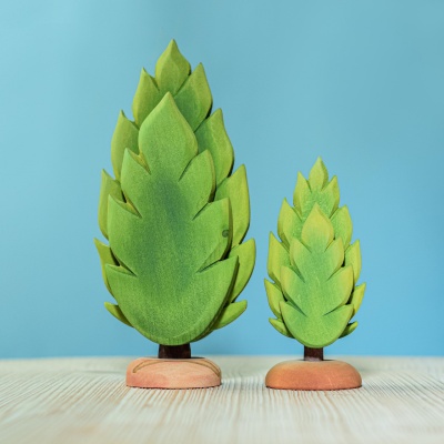 Artisanal green thuja wooden tree, perfect for educational decor.