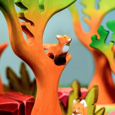 Elegant Wooden Dino Trees Set - A Touch of Prehistoric Beauty
