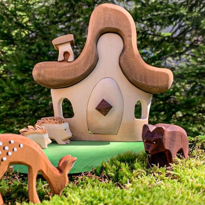 The Hut in the Forest, a BumbuToys figure, ready to become home to tales of forest dwellers and mystical creatures.
