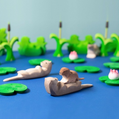 Colorful Otter Family Set for Educational Purpose