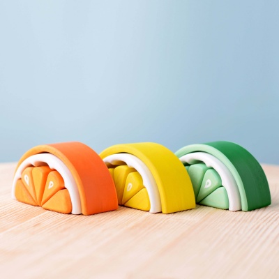 BumbuToys Lime Puzzle, a wooden sensory experience in the form of a citrus slice.