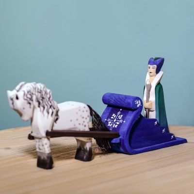 The detailed craftsmanship of BumbuToys' White Horse brings a touch of the stable to your home.