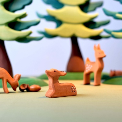 Bumbu Toys' wooden fawn, a serene addition to any toy collection.