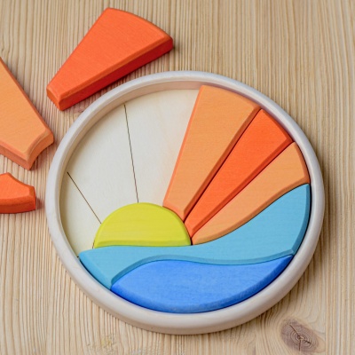 Sustainable Wooden Puzzle with Sea and Sun Design