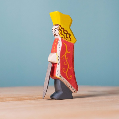 Stephen the Great wooden figure, close-up on intricate details