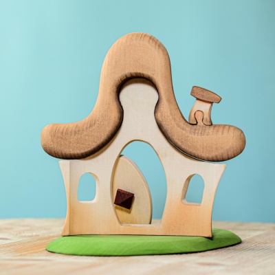 The Hut in the Forest, a BumbuToys creation, standing as a testament to the charm of rustic architecture.
