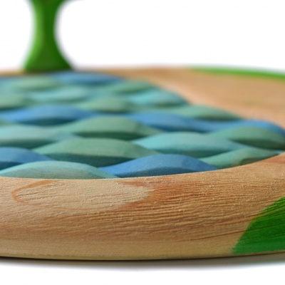 Side view of lake set showing puzzle-like lake pieces