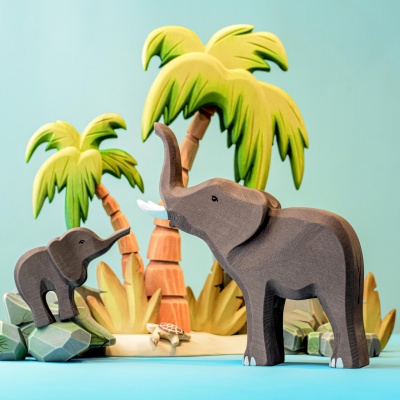 Invite the island breeze with the hand-painted Palm Tree by BumbuToys
