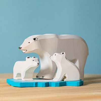 BumbuToys' Polar Bears & Ice Floe SET, bringing the North Pole's icy habitat to life.
