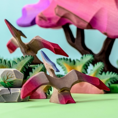 Pteranodon figure mid-flight, emphasizing its dynamic design