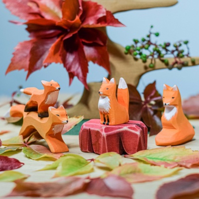 Handcrafted Fox and Cubs Wooden Set
