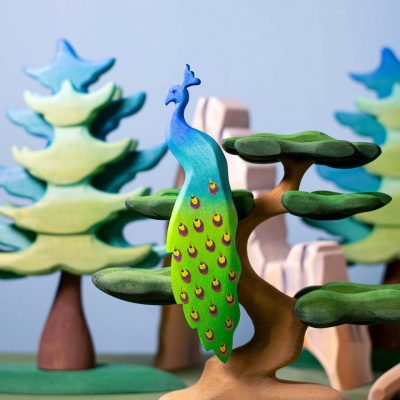 Green Wooden Bonsai Tree for Peaceful Decor