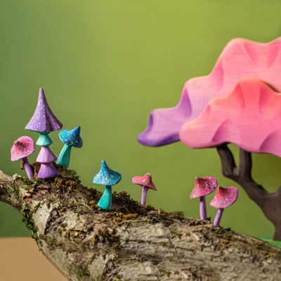 BumbuToys' Magic Mushrooms SET, a vibrant addition to any mystical woodland scene