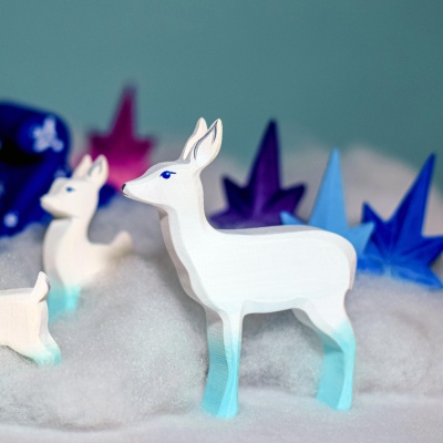 Sustainable wooden deer figure, hand-painted in blue