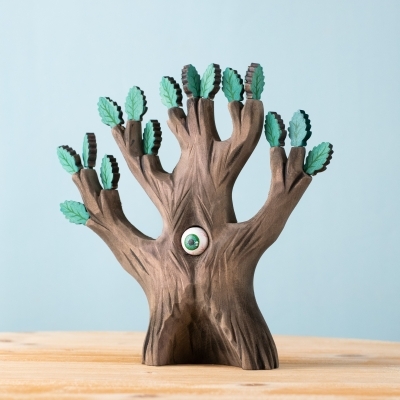 The Watching Oak Green