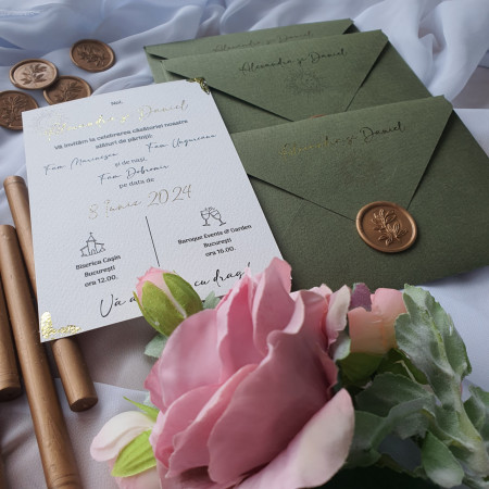 Invitație Nuntă Elegantă Ioana & Andrei – Design Floral Auriu | TheGala