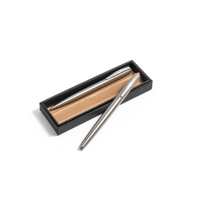 ELLA. Set de roller și pix, cu corp din oțel inoxidabil (53% rSS) cu clip