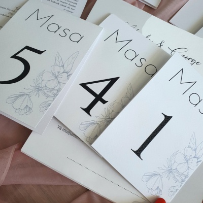 Număr masa minimalist