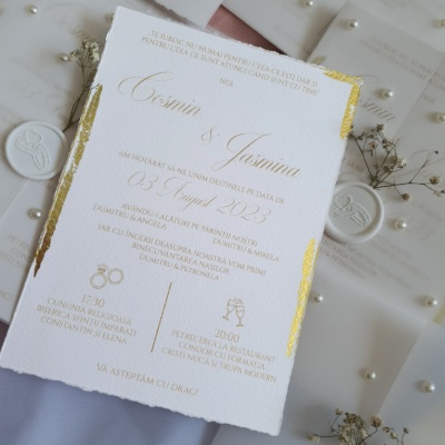 Invitatie cu detalii aurii si perle - Img 4