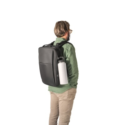 DALLAS. Rucsac de călătorie din poliester 600D reciclat de înaltă densitate pentru laptop de 17.3” - Negru - 29 L - Img 5