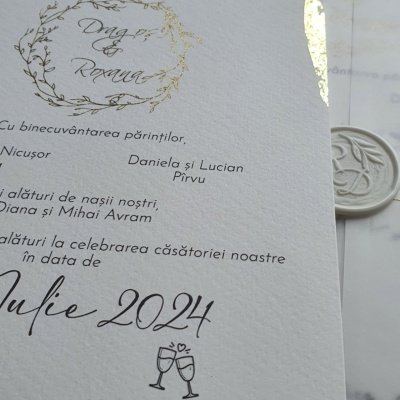 Invitație cu accente aurii si hartie de calc - Img 4