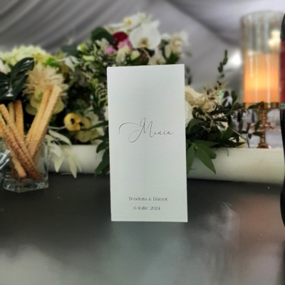 Meniu tip carte embosat