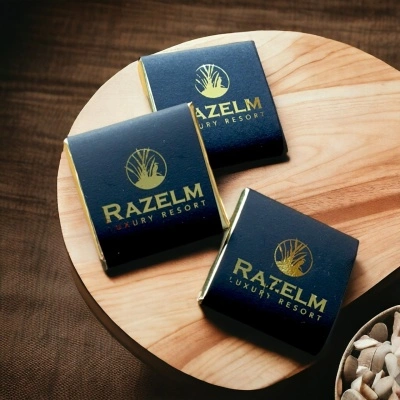 Ciocolată personalizată cu logo aurite/argintate