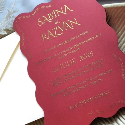 Invitație bordo cu plic ivory personalizat - Img 2