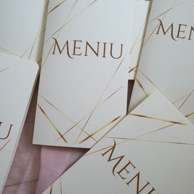 Meniu în stil minimalist