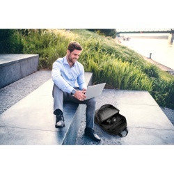GIJON. Rucsac pentru laptop din poliester reciclat de înaltă densitate 600D și căptușeală din poliester reciclat 210D - Gri inchis - 16 L - Img 5