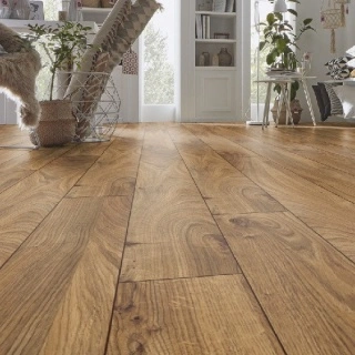 Laminat EVEREST OAK BRONZE 12mm AC5