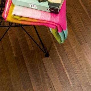 Parchet Longstrip 215/14mm 3S Walnut American Andante Mat