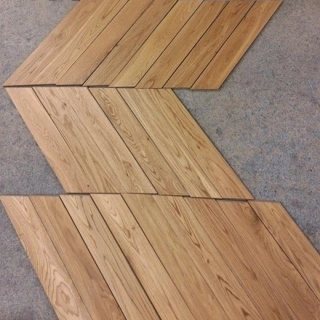 Parchet chevron stejar CD 95x10mm lac extra mat brasov