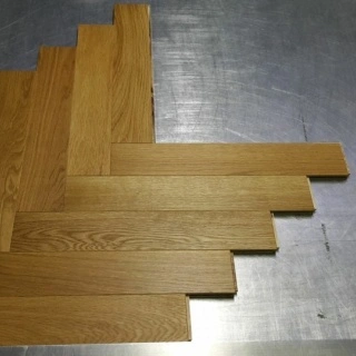 Herringbone Stejar Select 120/19.7mm Golden Oil - Img 4