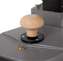 Maner ergonomic lemn