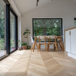 Chevron stejar rustic 100x11mm baia mare