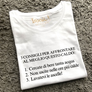Maglia "Lavatevi le ascelle"