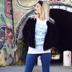Maglia Donna "Cercasi principe azzuro, no perditempo" - Img 2