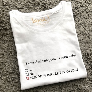 Maglia "Ti consideri una persona socievole?"