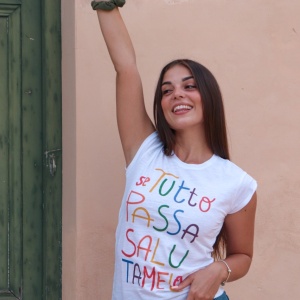 Maglia Donna "Se tutto passa salutamelo" - Img 2