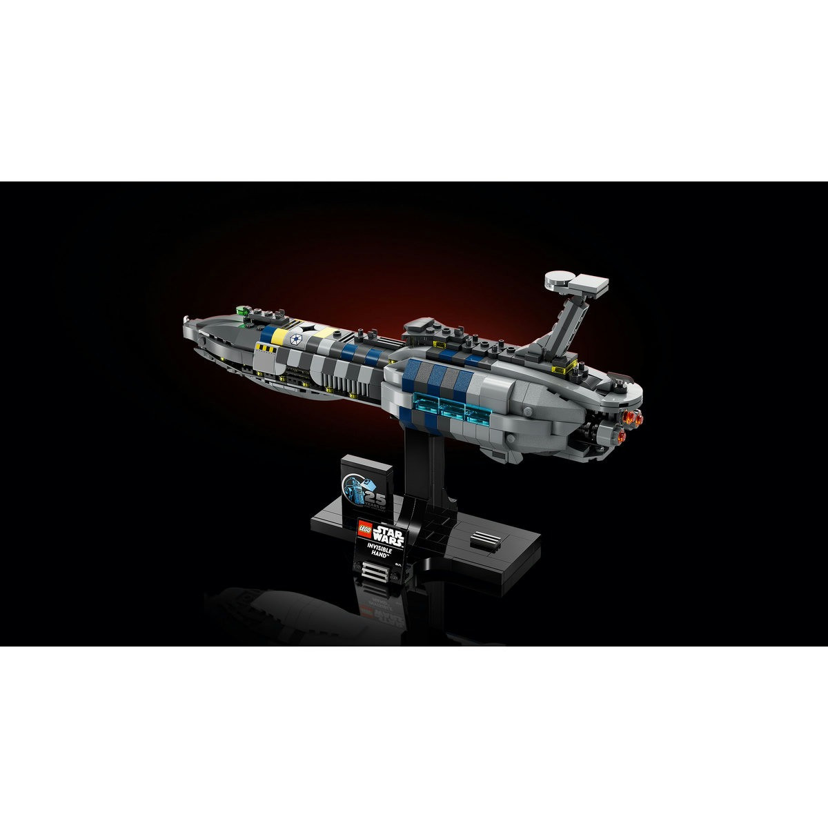 LEGO® Star Wars - Mana Invizibila 75377, 557 piese