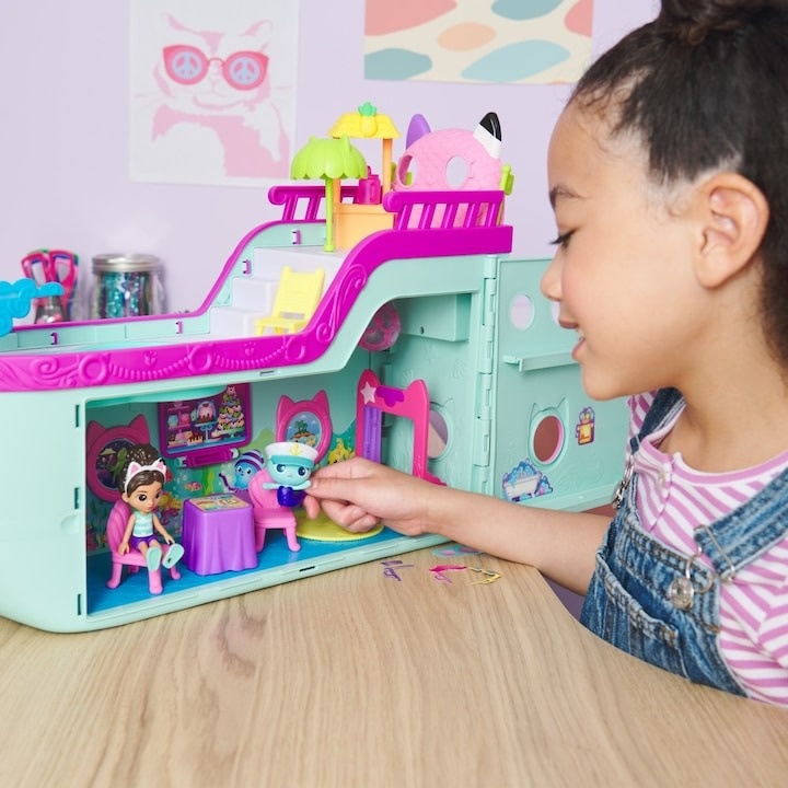 Set de joaca Gabbys Dollhouse - Vaporul cu prieteni - 2 | YEO