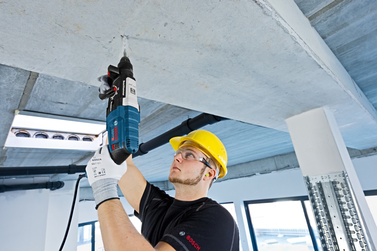 Bosch GBH 2-28 Ciocan rotopercutor, 880W, 3.2J, SDS Plus