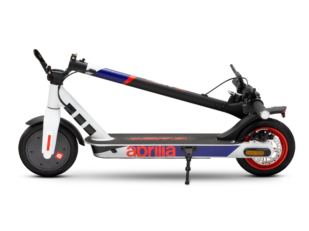 Trotineta electrica cu semnalizari Aprilia E-SRZ Motor 350W, auton. 20 Km, viteza max 25 Km/h - 2 | YEO
