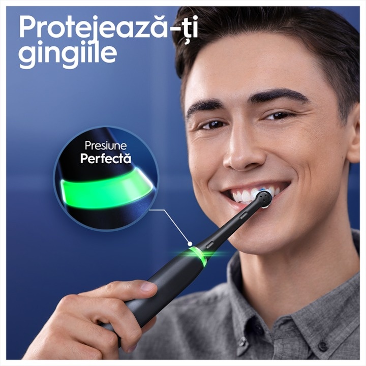 Periuta de dinti electrica Oral-B iO6 cu Tehnologie Magnetica si Micro-Vibratii, Inteligenta artificiala, Display led interactiv, Senzor de presiune Smart, Timer vizibil, 5 moduri, 1 capat, Trusa de calatorie, Negru - 2 | YEO