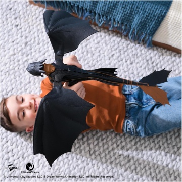 Dreamworks Dragons World of Berk - Figurină Toothless Ultimate Plasma Blast, Figurină interactivă cu lumini și sunet inspirată din filmul „How to Train Your Dragon 2025”, 35 cm, Negru, 4 ani+ - Img 5