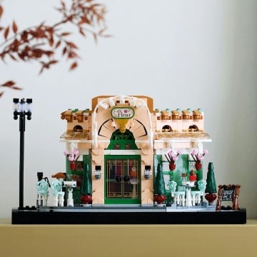 LEGO® Icons - Cafenea frantuzeasca 10362, 1101 piese - Img 4