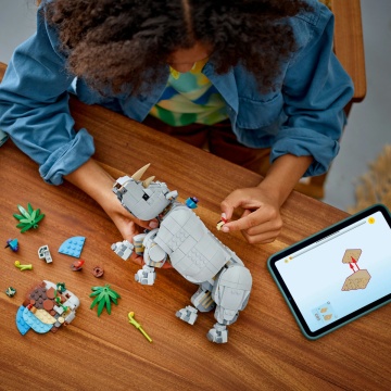 LEGO® Creator - Animale salbatice: Rinocer maiestuos cu pasari 31171, 780 piese, 9 ani+ - Img 6